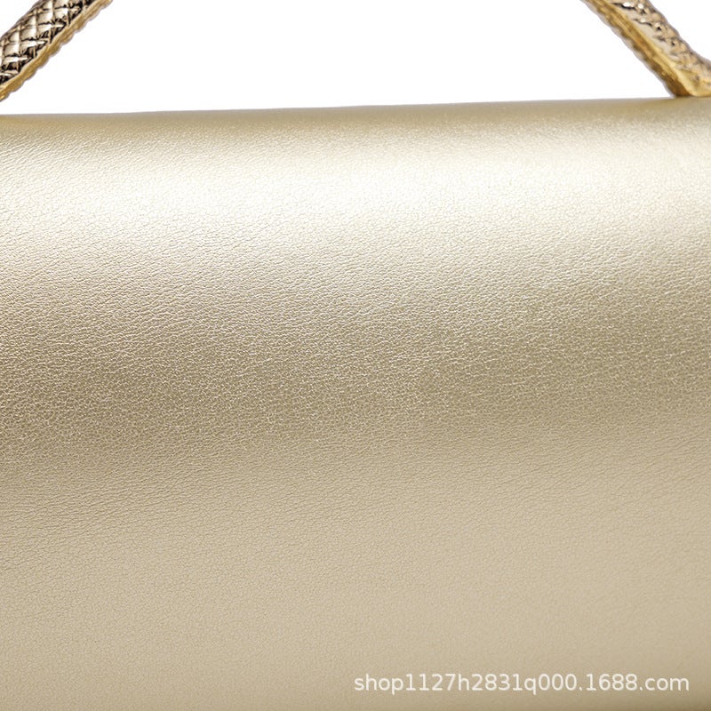 2025 Women's Quilted Chain Crossbody Clutch Bag - Image 2