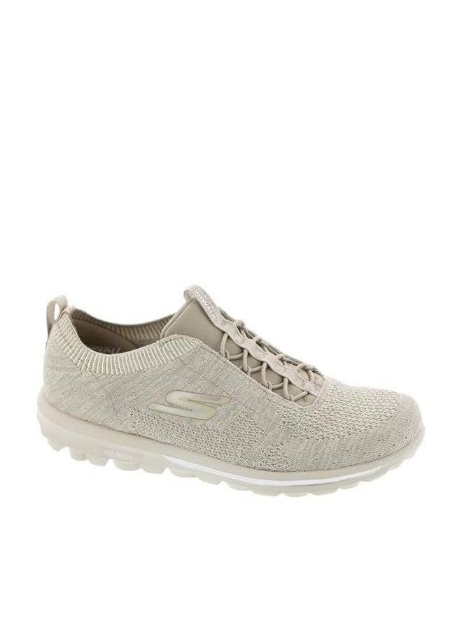SKECHERS حذاء سكيشرز النسائي GO Walk Travel - حذاء راديانت مون، بني، 5 - Image 1