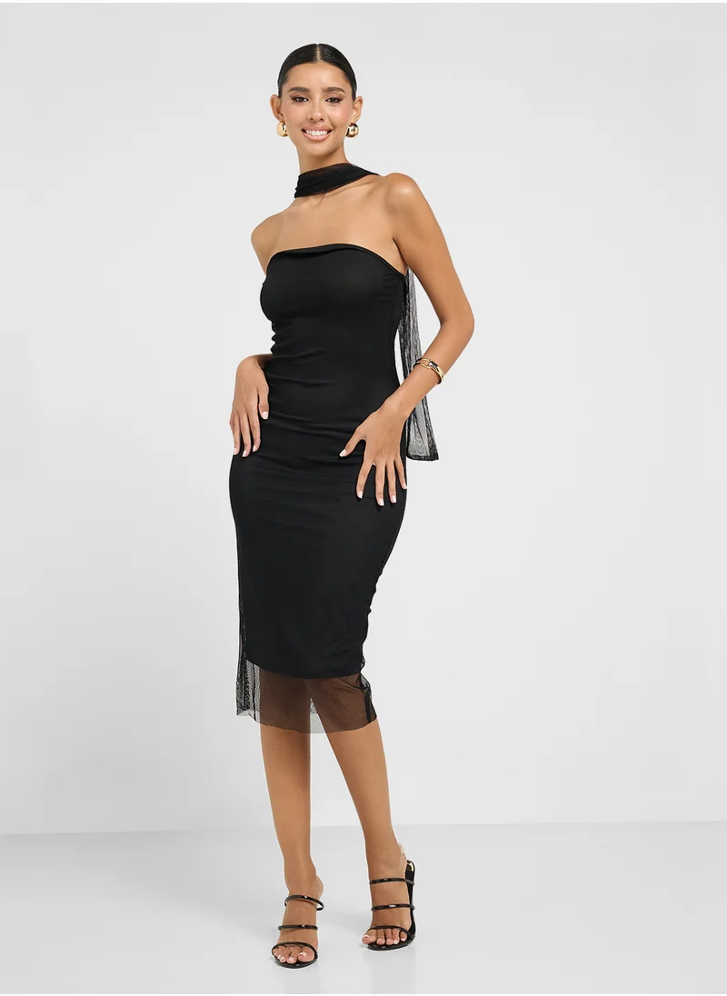 جينجر Bandeau Bodycon Dress With Scarf Detail