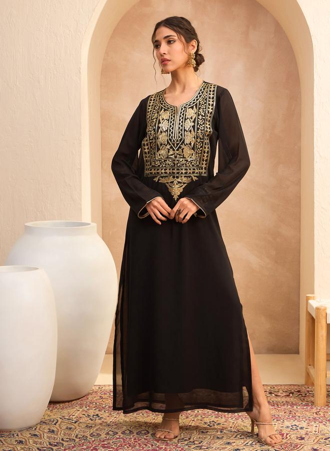 ساسافراس عباية ساسافراس نسائية سوداء مزينة بياقة مستديرة - Image 1