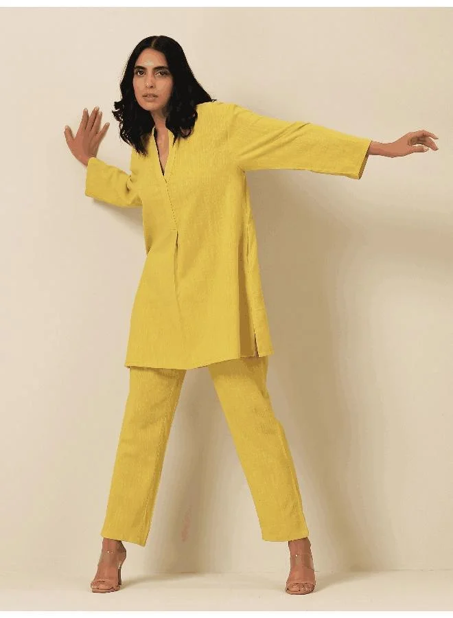 ترو برونز طقم مريح بنقشة ليموني