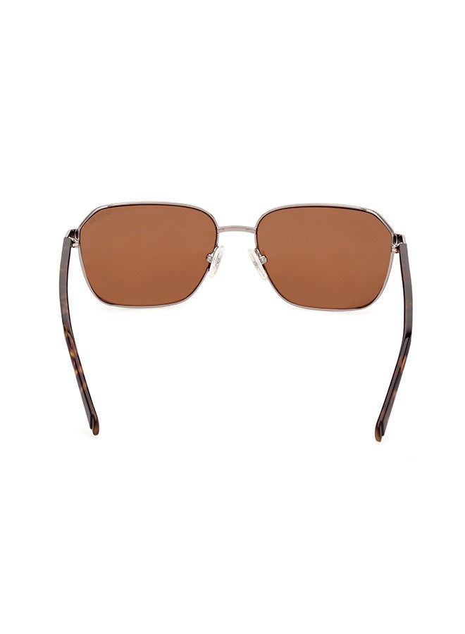 GUESS نظارة شمسية مستطيلة للرجال مع حماية من الأشعة فوق البنفسجية - GU0011708E57 - مقاس العدسة: 57 مم - Image 4