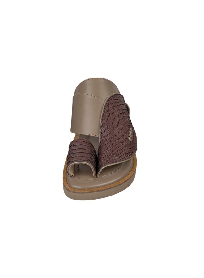 NAD Arabic sandals with a beige and burgundy ostrich leg pattern - Image 2