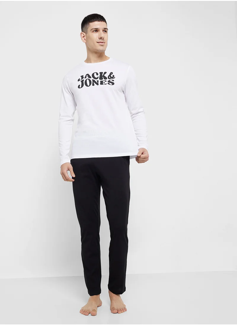 جاك اند جونز Logo Crew Neck T-Shirt & Pants Set