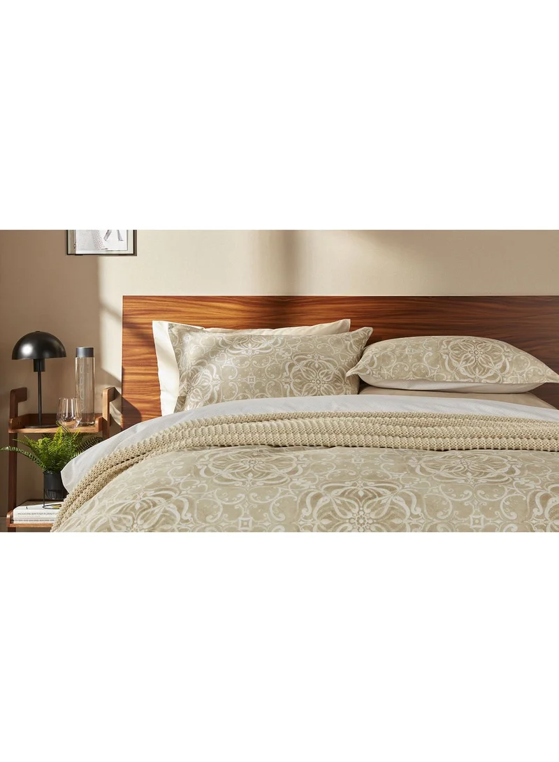 Christy Sujata King Duvet Cover Set Gold