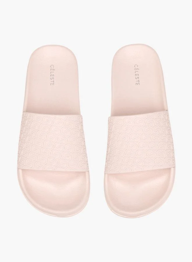 سيليست شباشب نسائية بنقش شعار