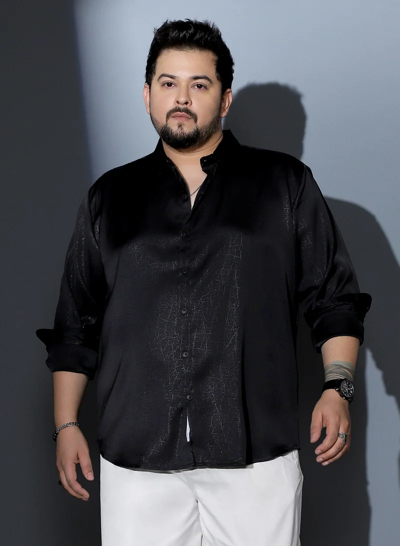Instafab Plus Instafab Plus Men Axon-Jacquard Satin Shirt | Spread Collar , Long Cuffed Sleeves | Button Closure , Curved Hem | Abstract Jacquard Material | Woven Fabric For Party & Evening Wear | Onyx Black