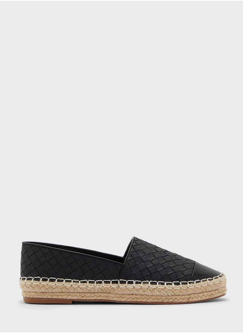 Weaved Toe Cap Espadrille - pzsku/Z0EC2A6D3886BBCBA64BCZ/45/_/1698936803/5578b2f5-c39a-4d81-99ab-c5404432d895