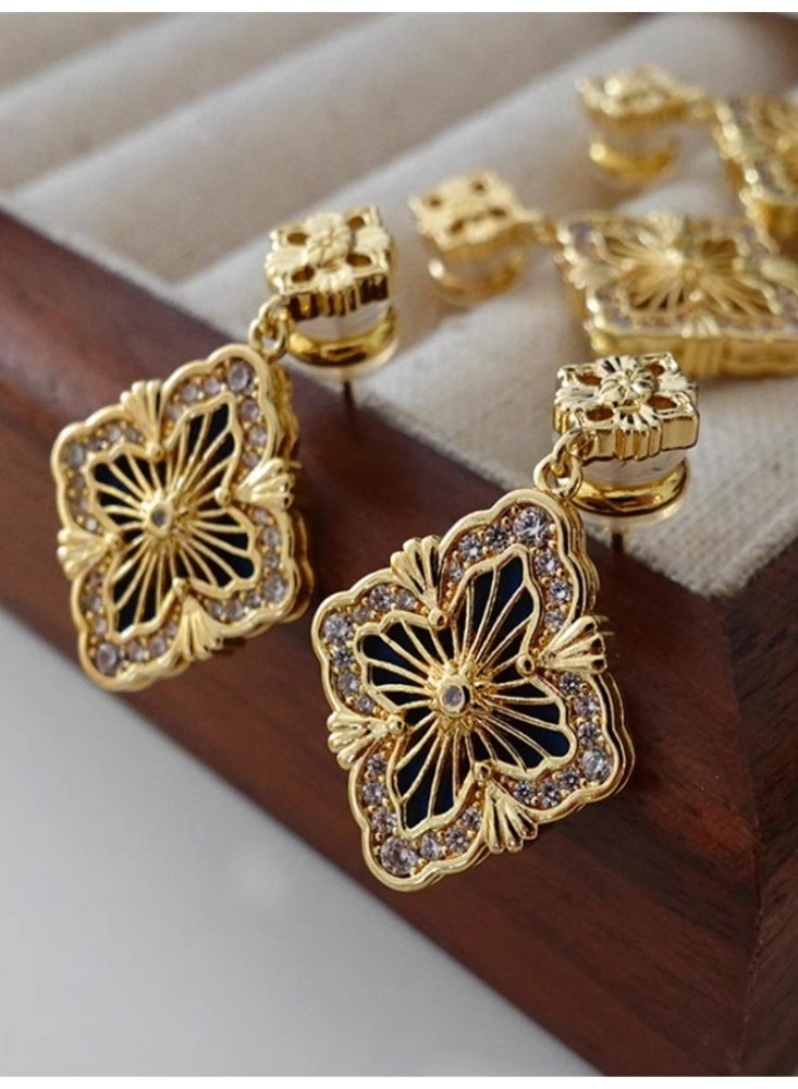 French Carved Earrings With Retro Court Style And Blue Accents - Image 2