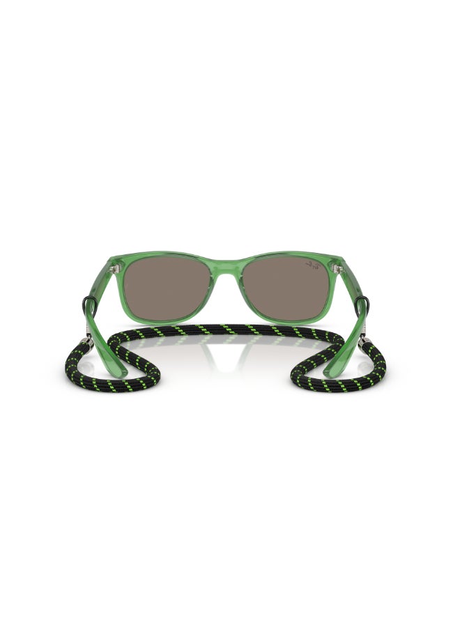 Ray-Ban Junior RJ9052S 71465A Kids Full Rim Square Sunglasses - Lens Size: 47 mm - Image 4