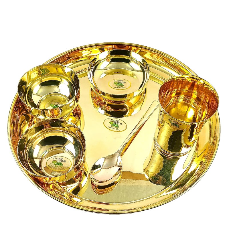 CHEF TURTLES طقم عشاء من 6 قطع من النحاس الأصفر من شيف تيرتلز - طقم طعام فاخر للفنادق والمطاعم وتناول الطعام في المنزل - 1 طبق طعام (12.5 بوصة)، 2 وعاء، 1 كوب، 1 طبق حلوى، 1 ملعقة. - Image 1