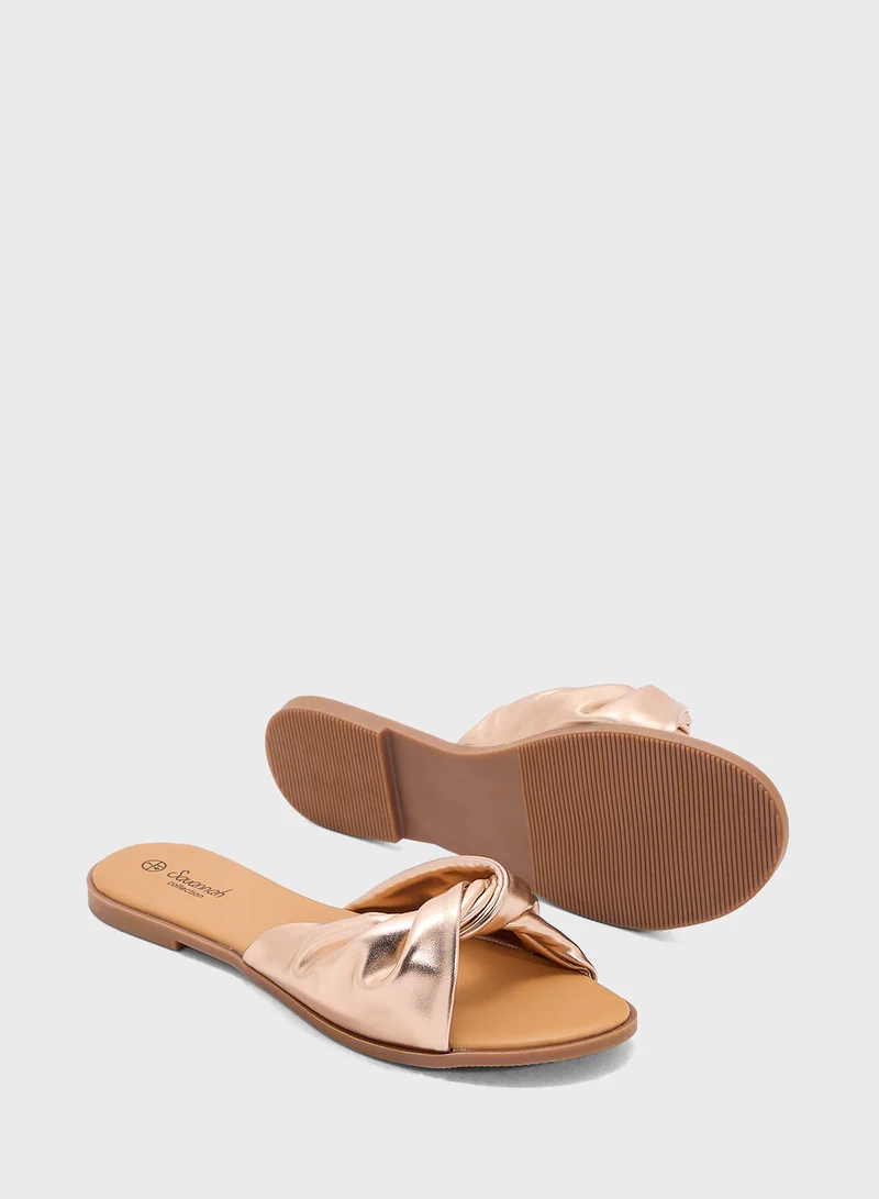 Savannah Collection Knot Strap Flat Sandal