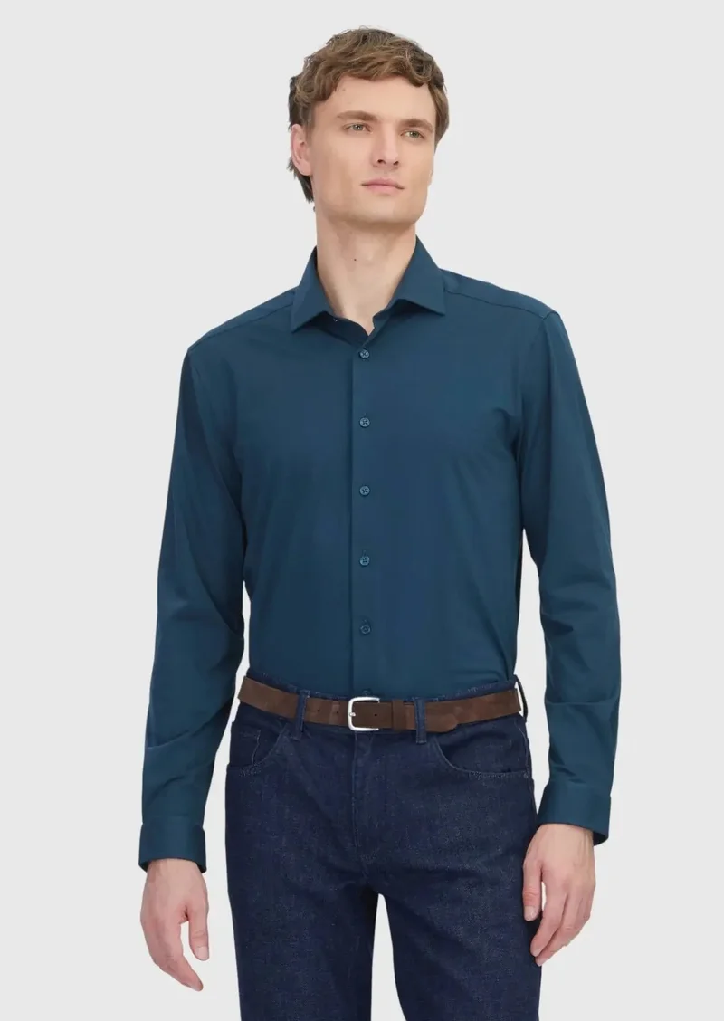 رامسي قميص قطني سادة بلون أزرق بترولي، بقصة عادية، مصنوع من مزيج القطن.