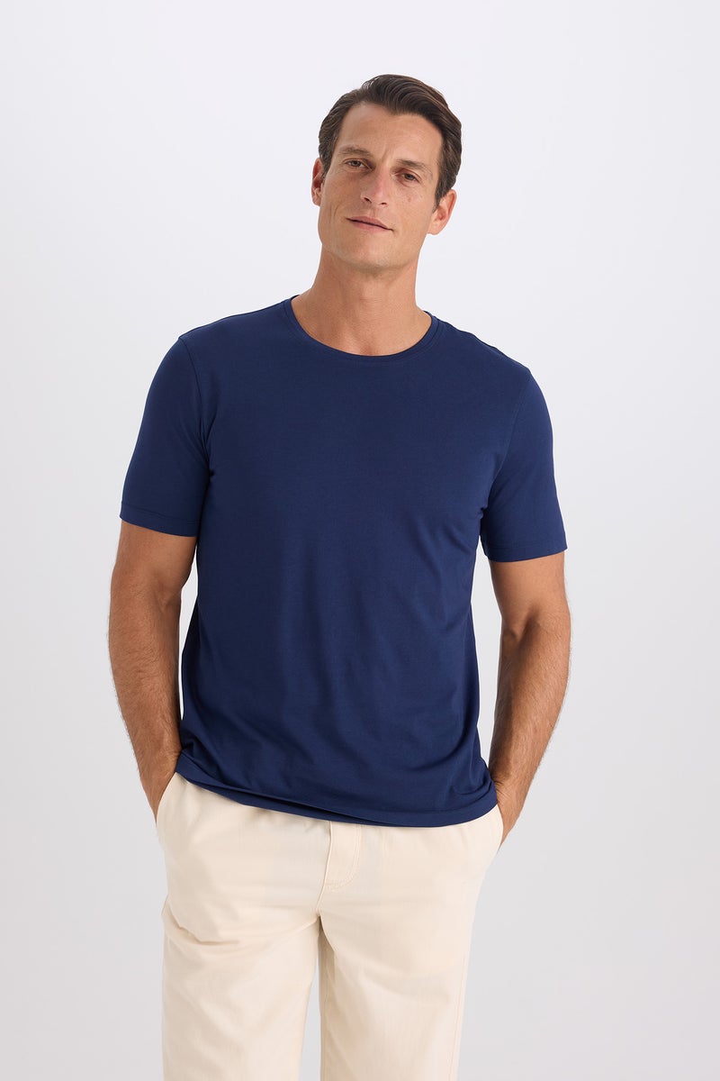 Man Slim Fit Crew Neck Basic Short Sleeve T-Shirt