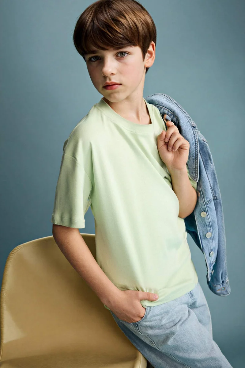 ديفاكتو Boy Oversize Fit Short Sleeve T-Shirt