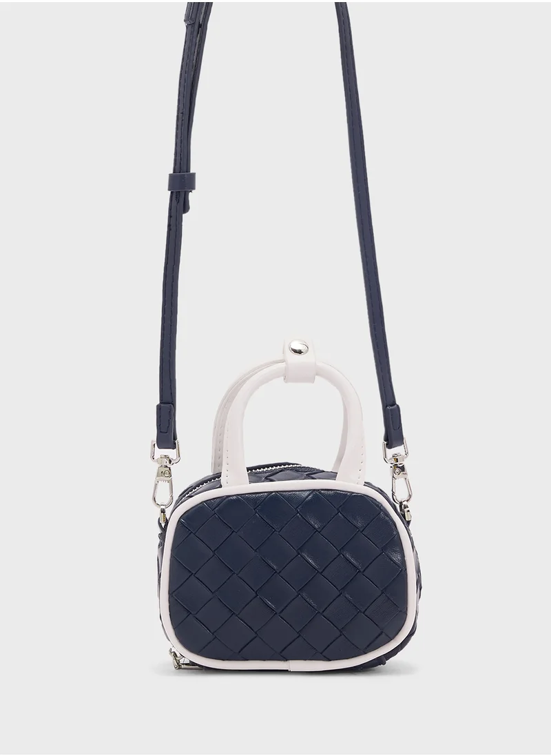 جينجر Woven Crossbody Bag
