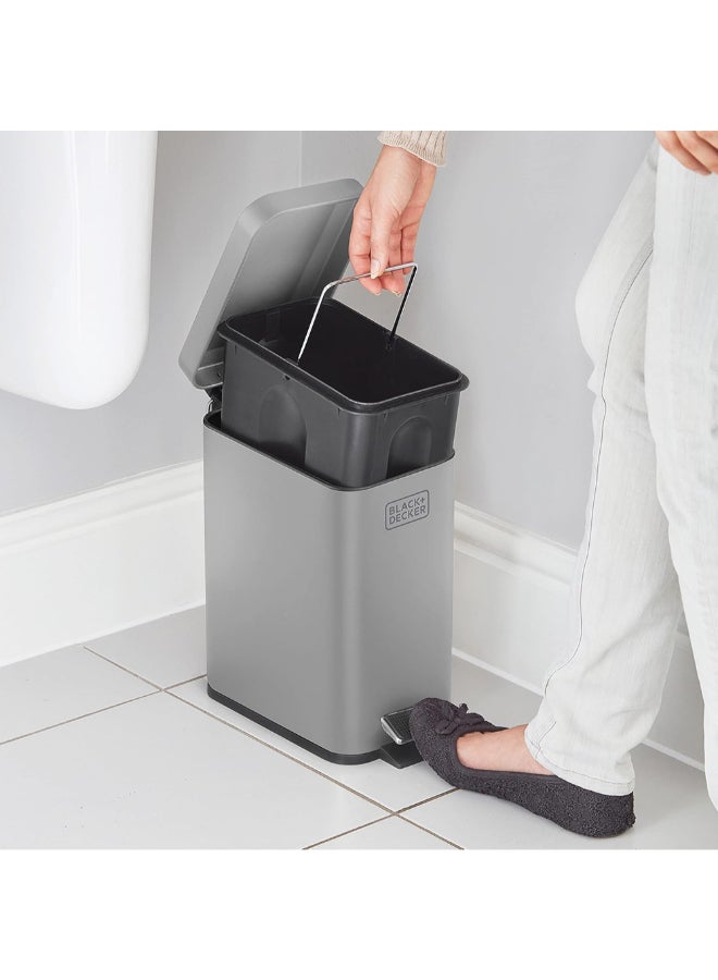 بلاك اند ديكر سليم لاين سلة نفايات وإعادة التدوير بدواسة وإغلاق ناعم رمادي وأسود 5 لتر 61238 - Image 4