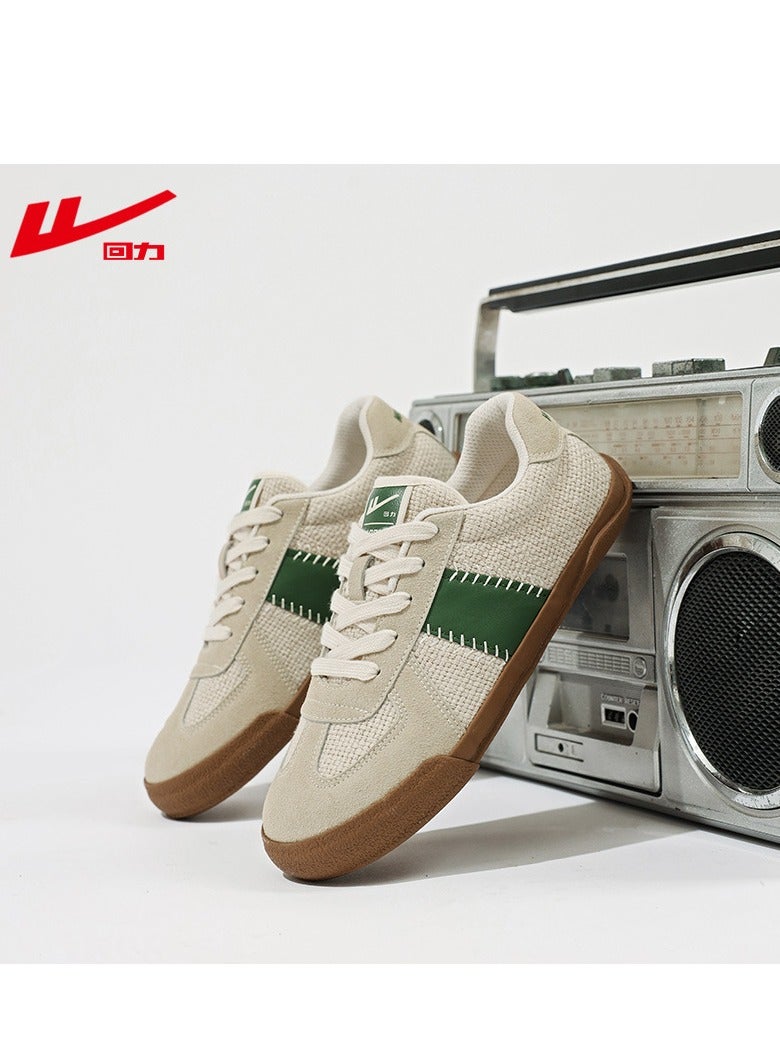 Warrior Versatile Thin Sole Breathable Canvas Sports Shoes  - Image 3