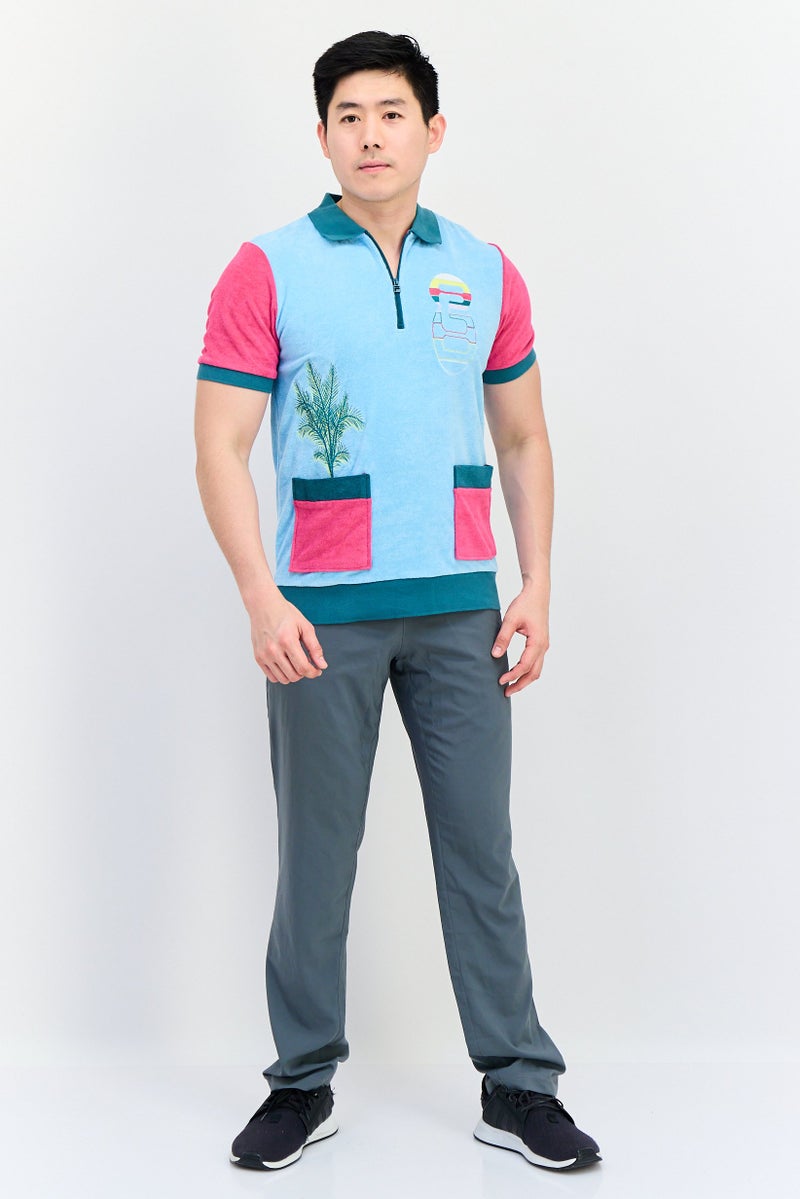 FILA تي شيرت بولو خارجي للرجال مزين بشعار مطرز، متعدد الألوان - Image 2