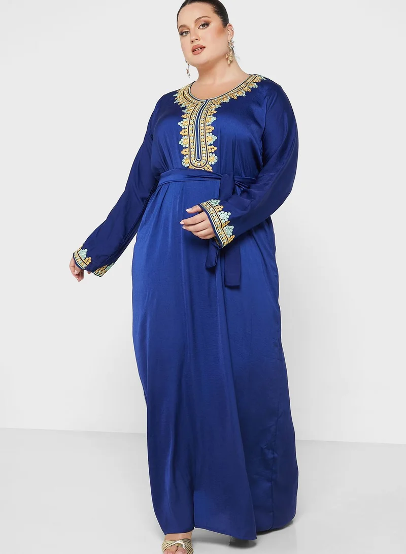 Hayas Closet Curve Embellished Detail Jalabiya