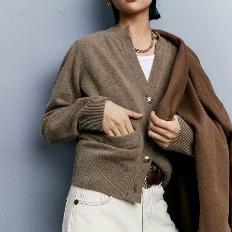 Fashionable All-match European Four-button Open Collar Wool Cardigan 100 Pure Wool Warm Comfortable Women Sweater Light gray  - Image 2
