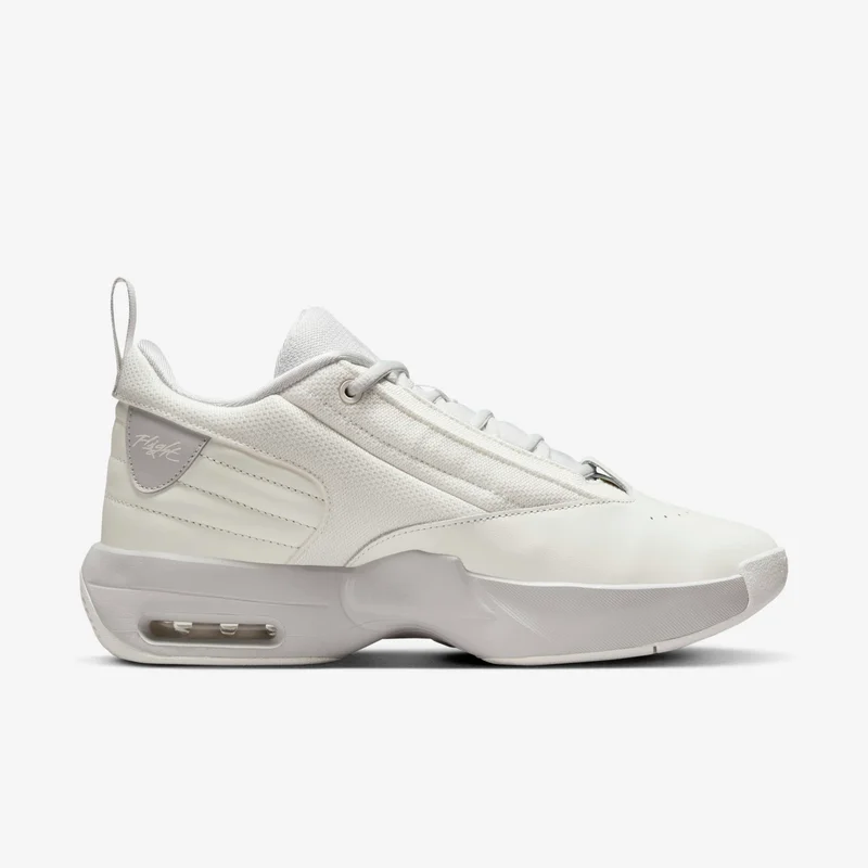 Jordan Women's Max Aura 6 Shoes