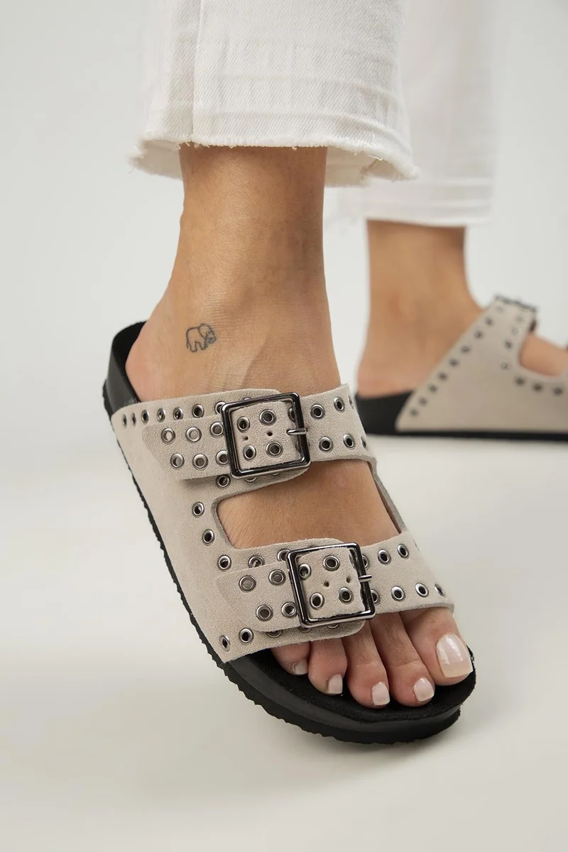 مانجيرو شبشب مانييرو ساشا النسائي من الجلد الطبيعي، بإبزيم مزدوج، لون بيج