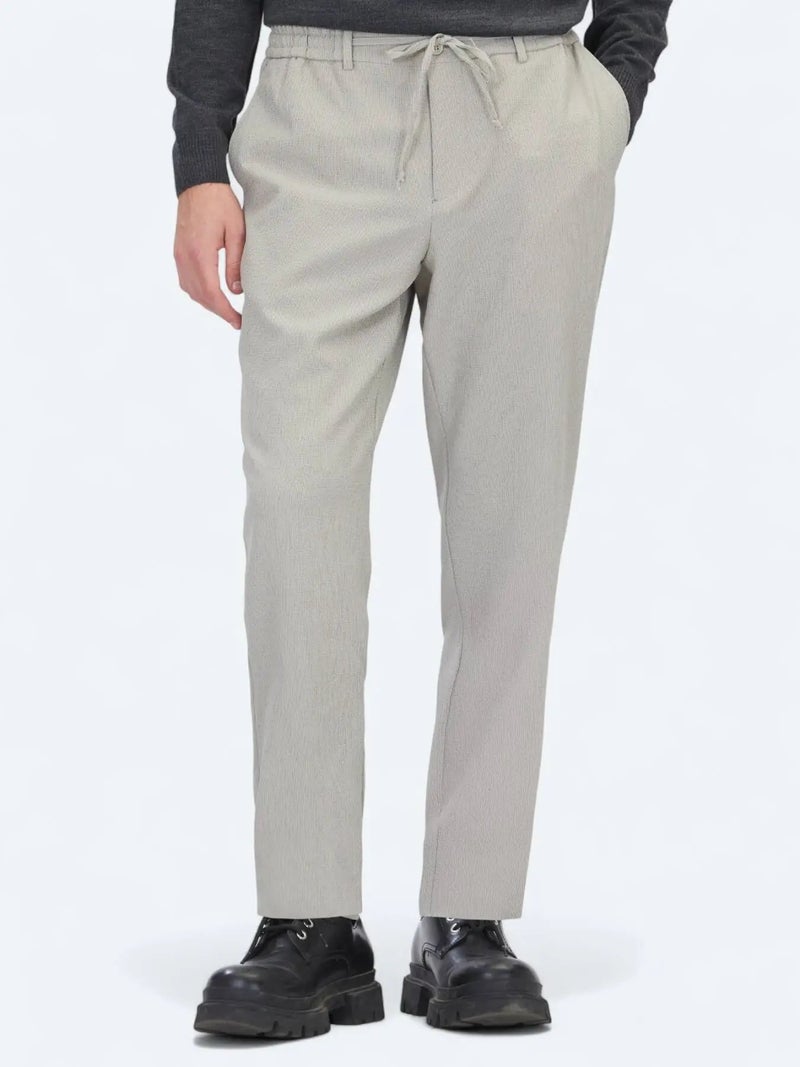 كيب بنطال رياضي بيج اللون بقصة مريحة - Image 2