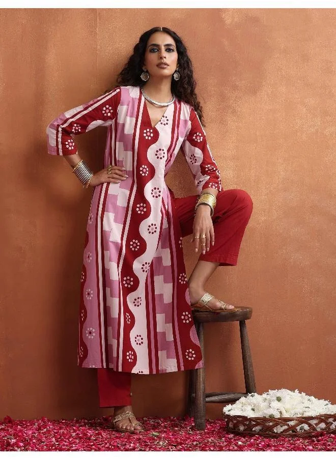 ترو برونز trueBrowns Pink Abstract Print High Slit Kurta Set