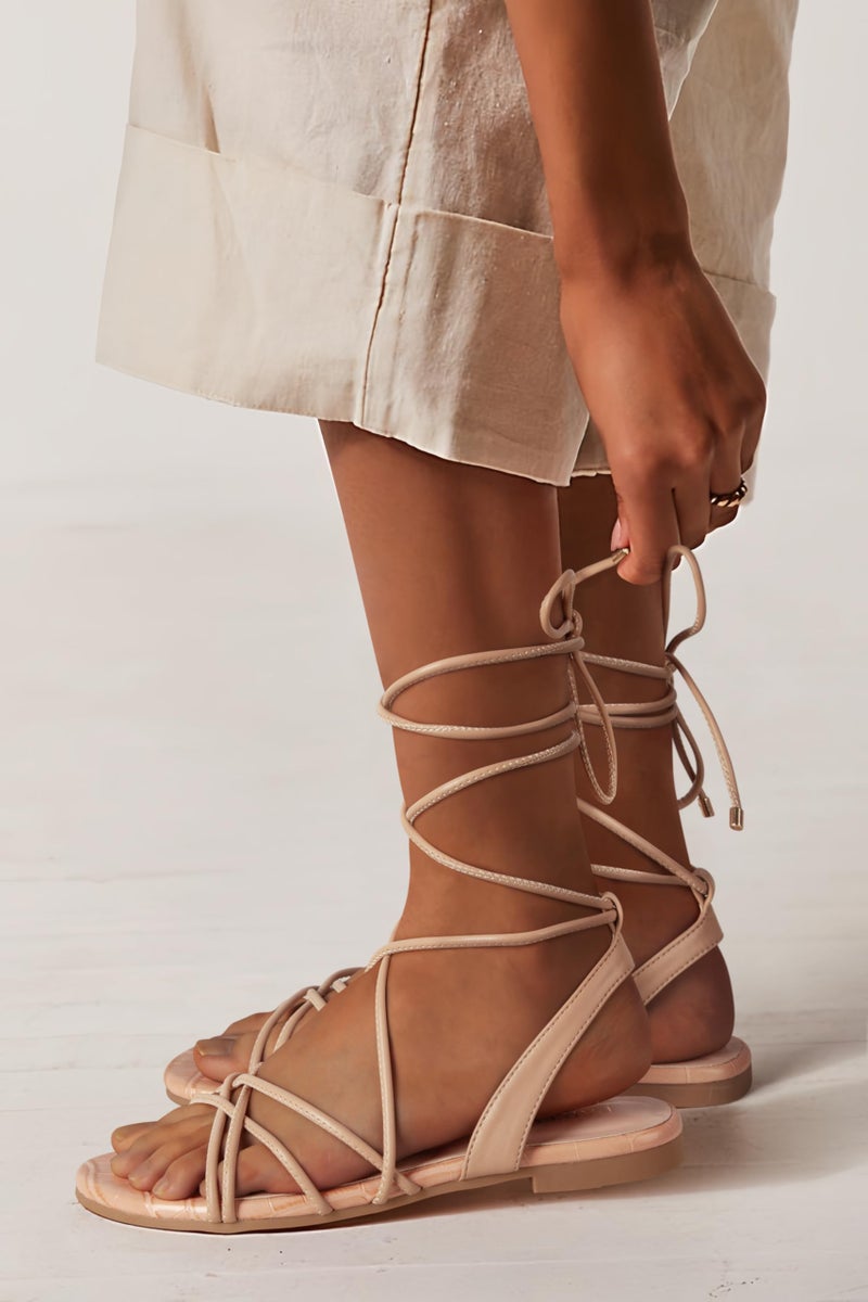 PARTY Women's Strappy Sandals Gladiator Lace Up Flats Summer Wrap Open Toe Tie Up Shoes, Nude, 9B - Image 3