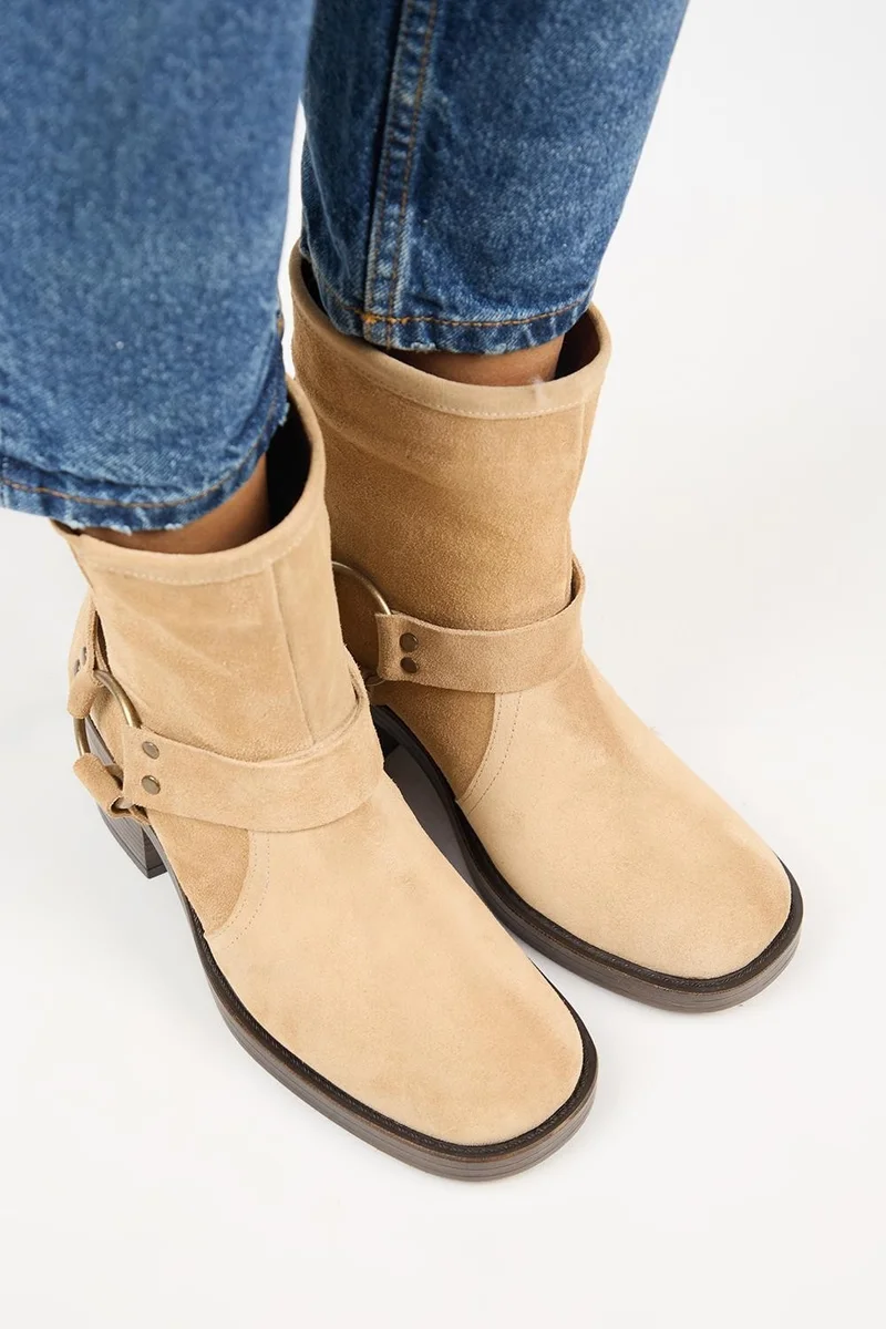 Manijero Manijero (Livia) Women's Genuine Leather Biker Sand Boots