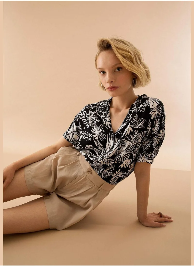 DeFacto Regular Fit High Waisted Mini Short