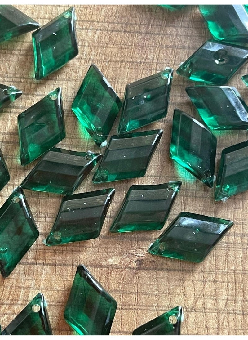 Gönülden Tasarım Heartfelt Design Plastic Glass Appearance Green Baklava Model Hole Beads 50 Pieces 2 cm  - Image 1