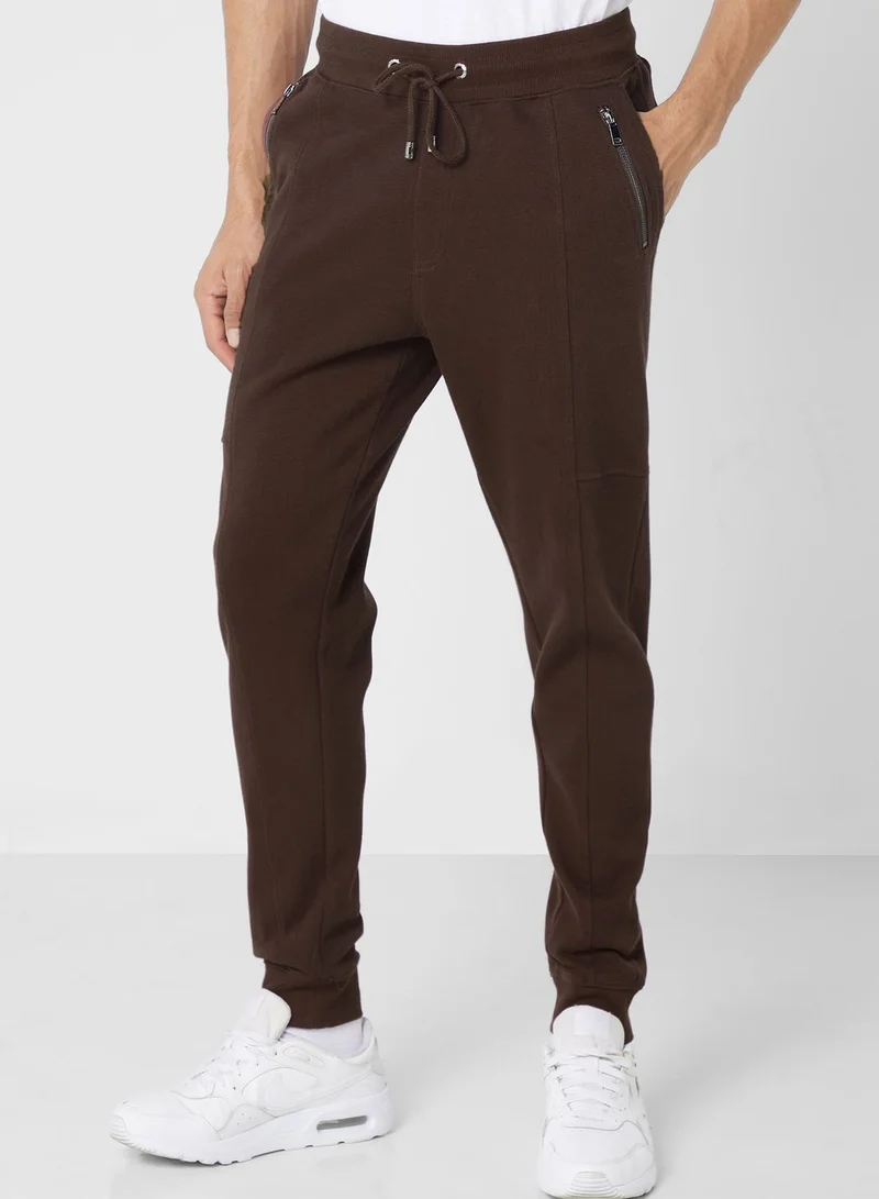 Iconic Essential Sweatpants
