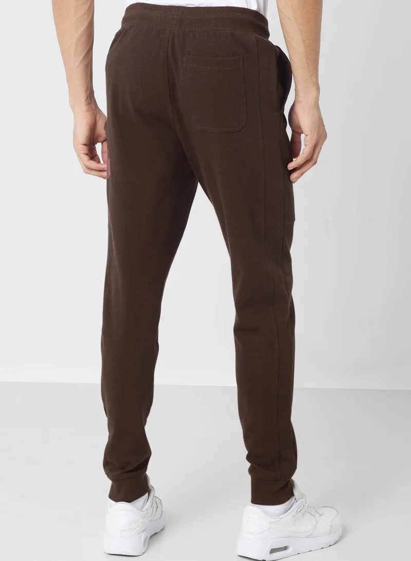 Iconic Essential Sweatpants