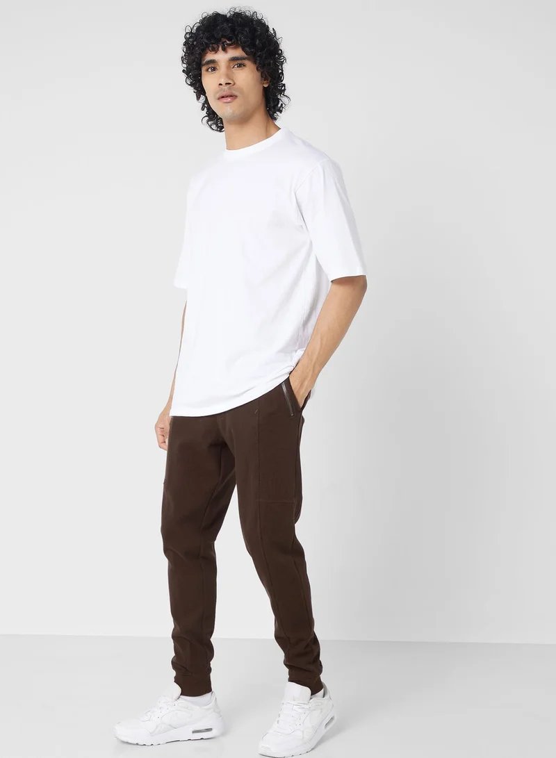 Iconic Essential Sweatpants