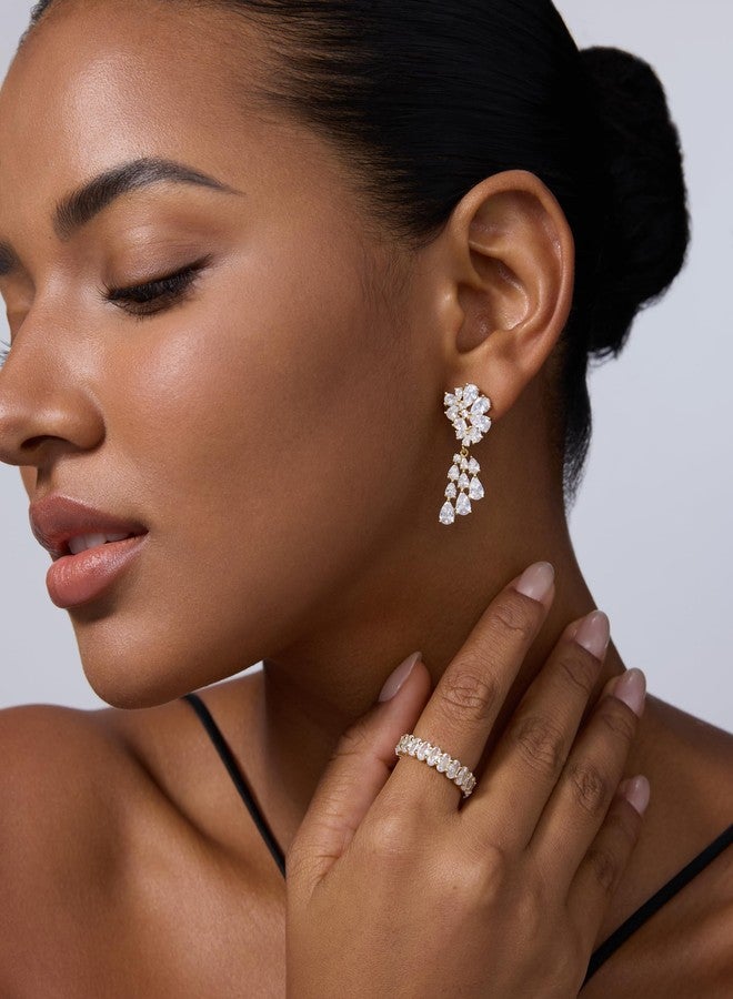 بافوا أقراط متدلية مرصعة بالكريستال مطلية بالذهب الأصفر عيار 14 قيراطًا من بافوي للنساء - أقراط متدلية من الفضة الإسترليني عيار 925 مرصعة بالزركونيا المكعبة للعرائس - أقراط طويلة مرصعة بالكريستال مكونة من جزأين - مجوهرات زفاف - Image 4