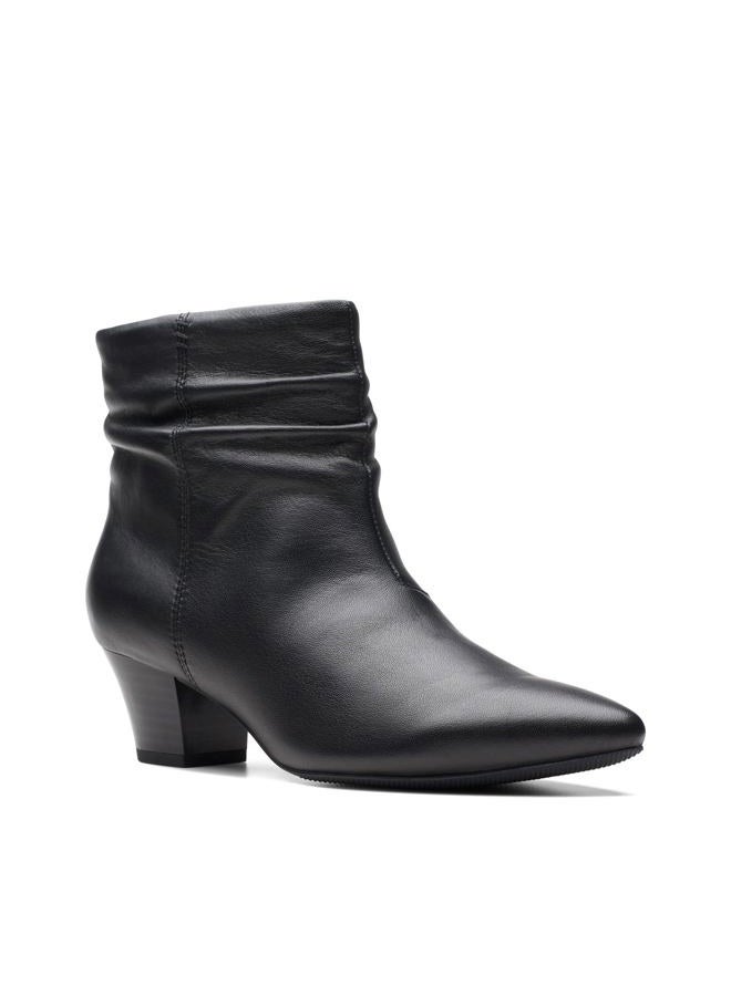 clarks Women's Teresa Skip Ankle Boot, Black Leather, 5 - Image 1