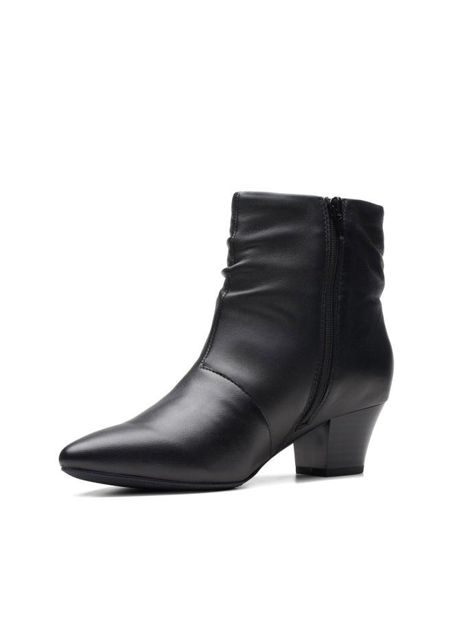 clarks Women's Teresa Skip Ankle Boot, Black Leather, 5 - Image 4