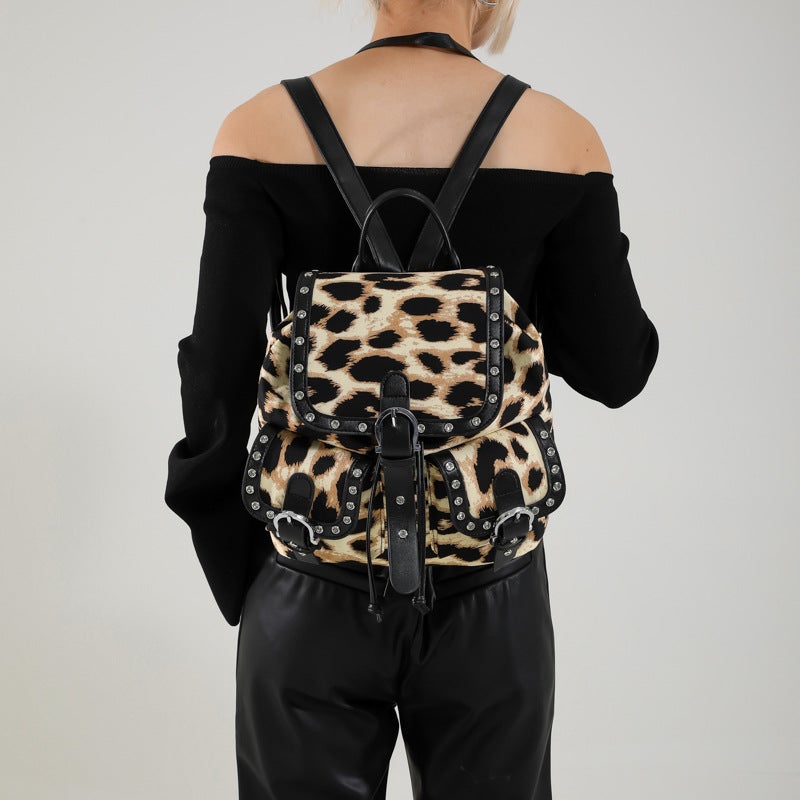 Retro New Distinctive Leopard Print Backpack Trendy Fashion Flip Bag Rivet Large Capacity Backpack - Image 4