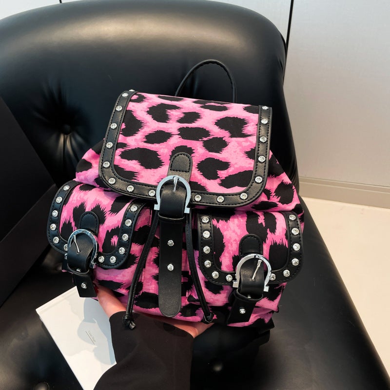 Retro New Distinctive Leopard Print Backpack Trendy Fashion Flip Bag Rivet Large Capacity Backpack - Image 1