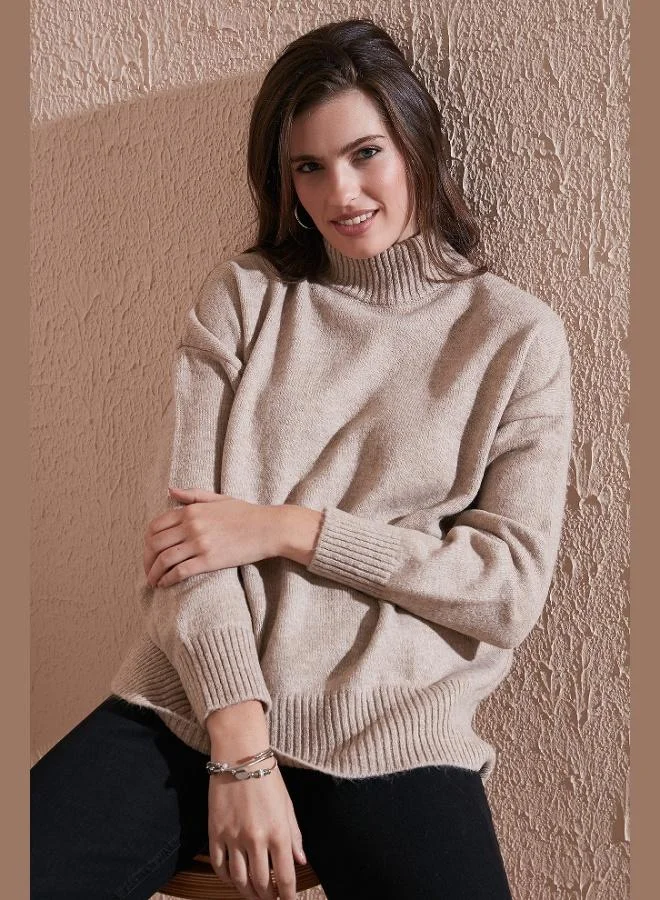 ليلا كنزة نسائية بياقة عالية من ليلا، مقاس واسع، نسيج ناعم