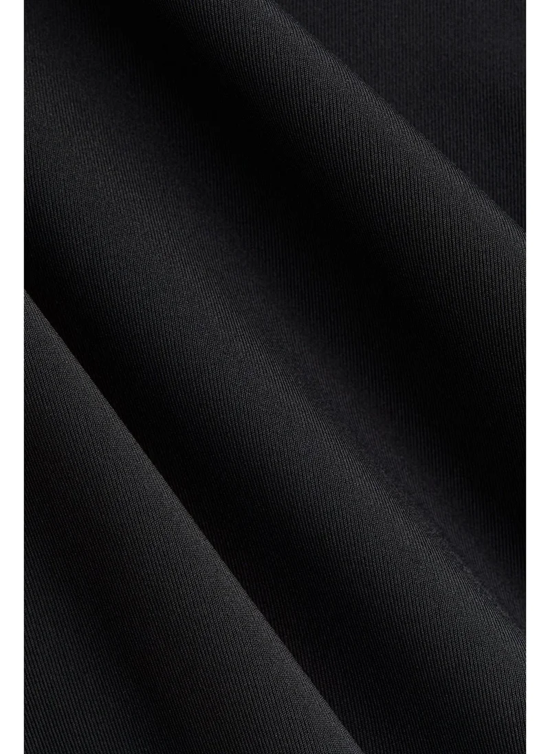 H&M Light Shape Microfibre slip