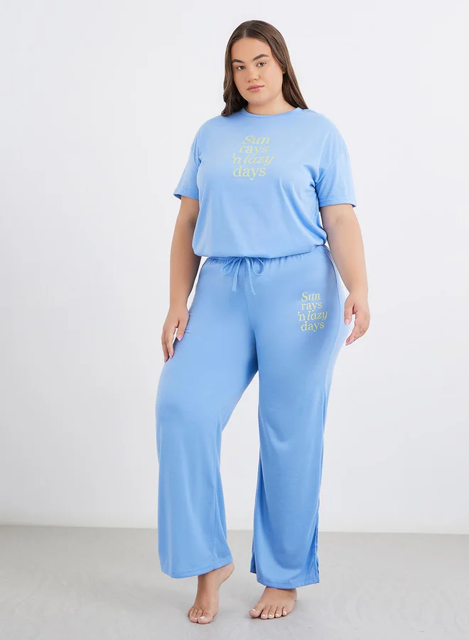 Styli Styli Plus Sun Rays Dropped Shoulder T-Shirt and Side Slit Pyjama Set