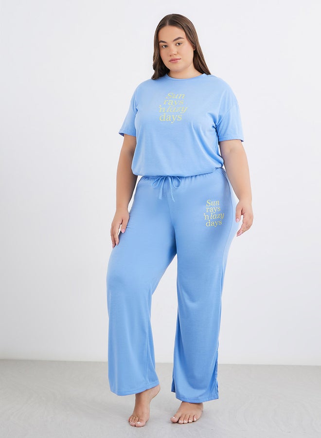 Styli Plus Sun Rays Dropped Shoulder T-Shirt and Side Slit Pyjama Set - Image 2