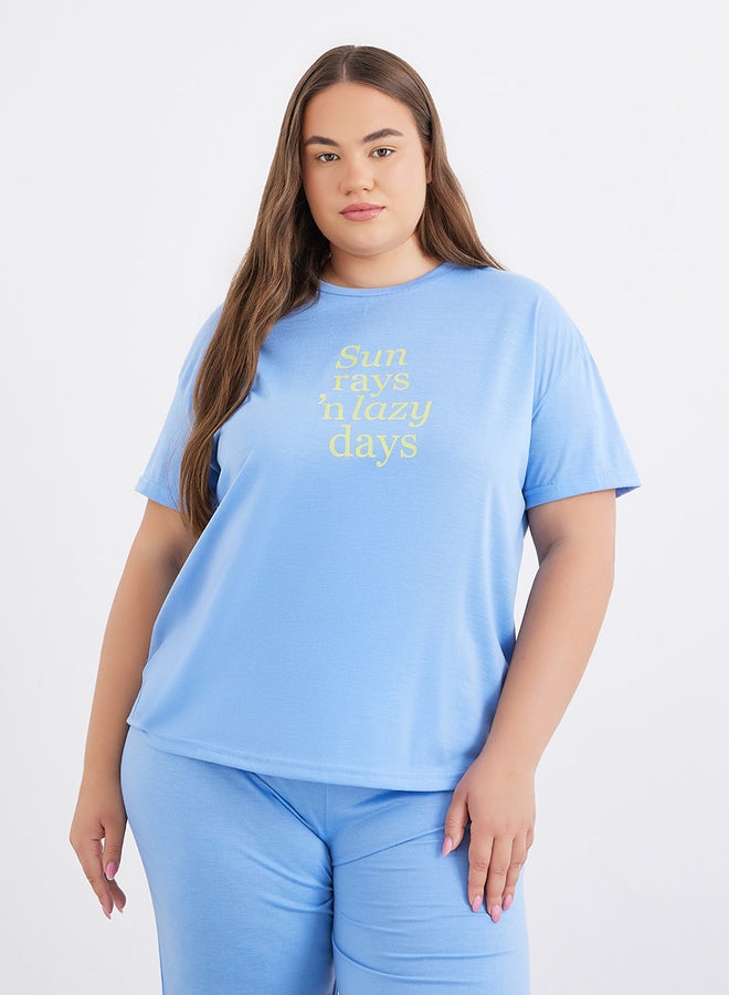 Styli Plus Sun Rays Dropped Shoulder T-Shirt and Side Slit Pyjama Set - Image 3