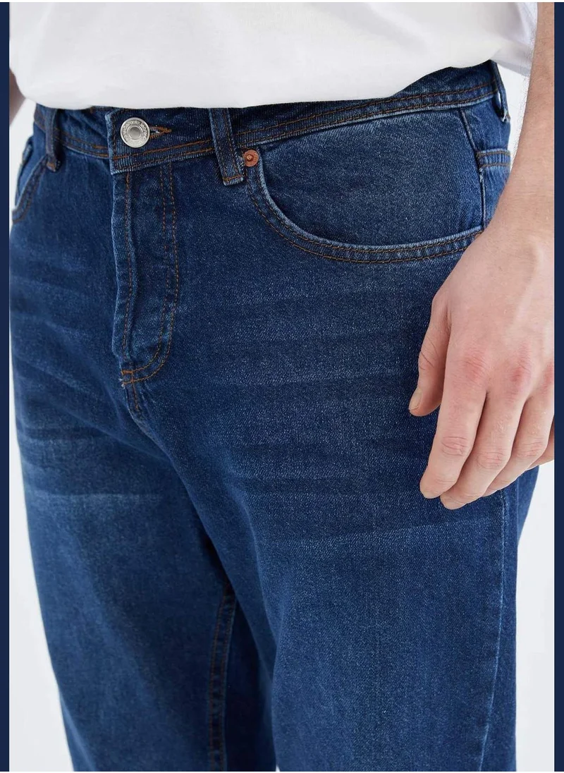 DeFacto Loose Fit Straight Leg Jeans