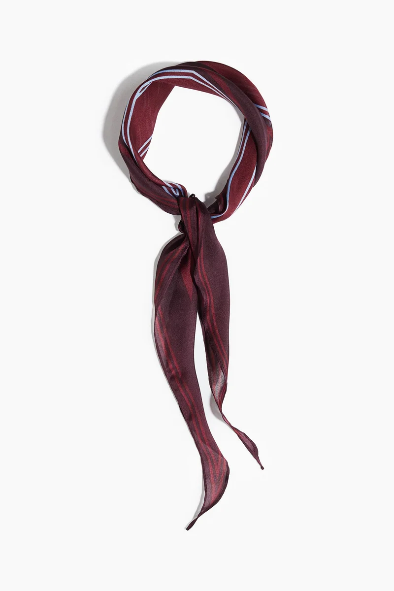 H&M Diamond-shaped scarf