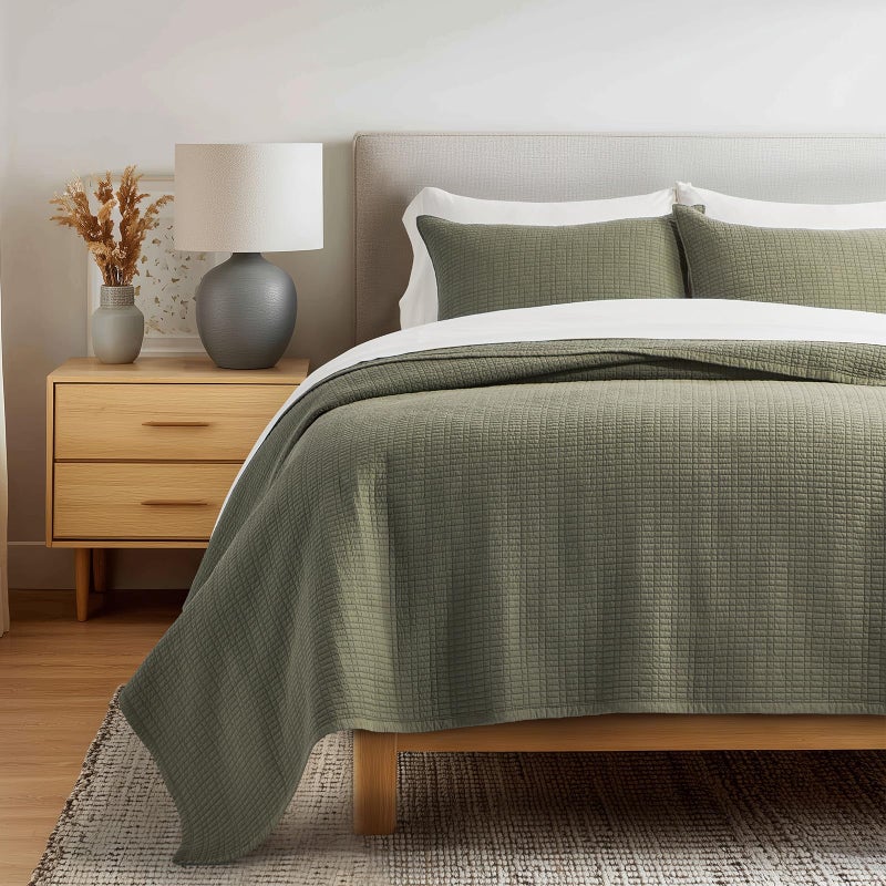 EverGrace 100% Cotton Quilt King Size, Pre-Washed Modern Grid Stitch Lightweight Bedspread Coverlet for All Season, Oversized 3-Piece Bedding Set with 2 Pillow Shams, Olive Green - Image 1