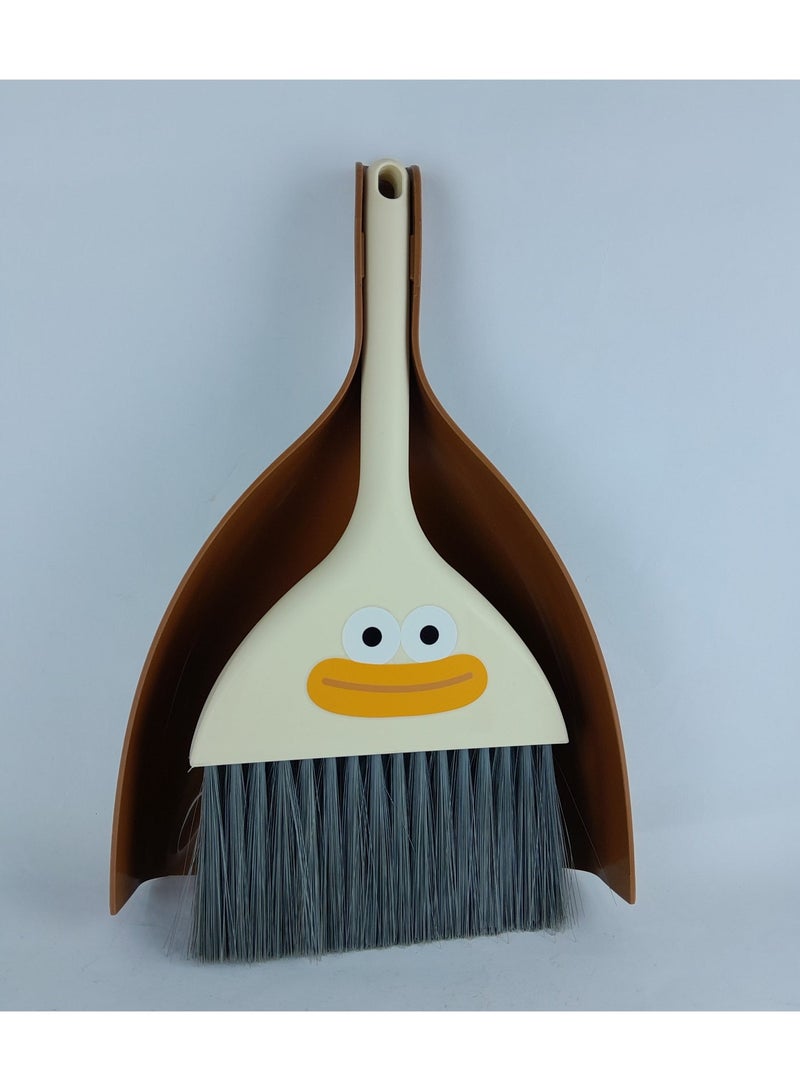 طقم جاروف كبير عالى الجودة -عصرى وأنيق - Image 1